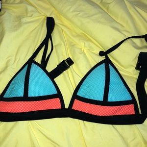 look alike turquoise and orange triangl top